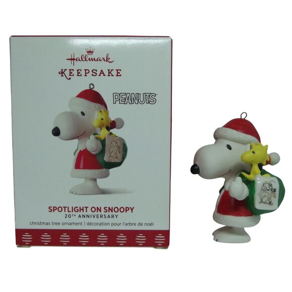 Hallmark Ornament 2017 Spotlight on Snoopy 20th Anniversary Christmas Woodstock - Picture 1 of 15
